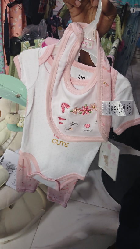 Born to be cute 2pcs set