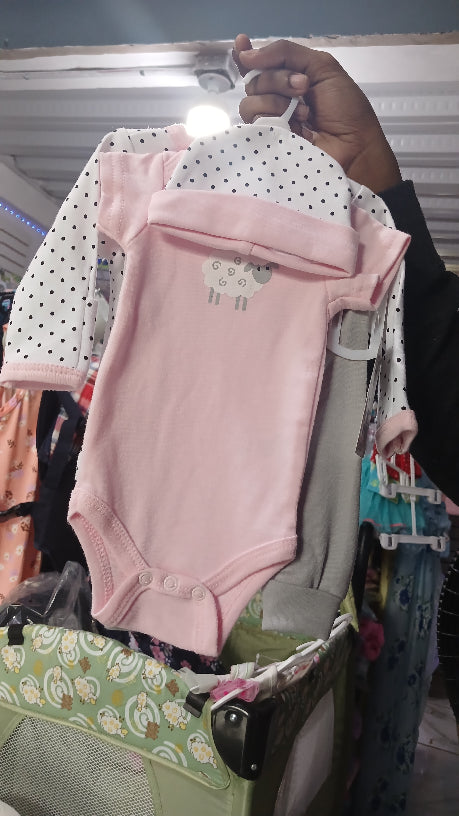 Preemie girl 4pcs layette set