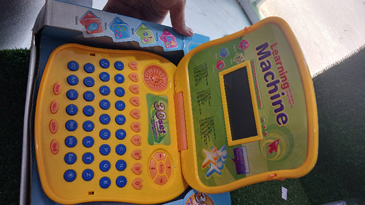 Toy laptop