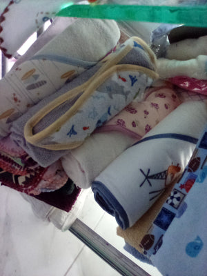 Single hooded towels
