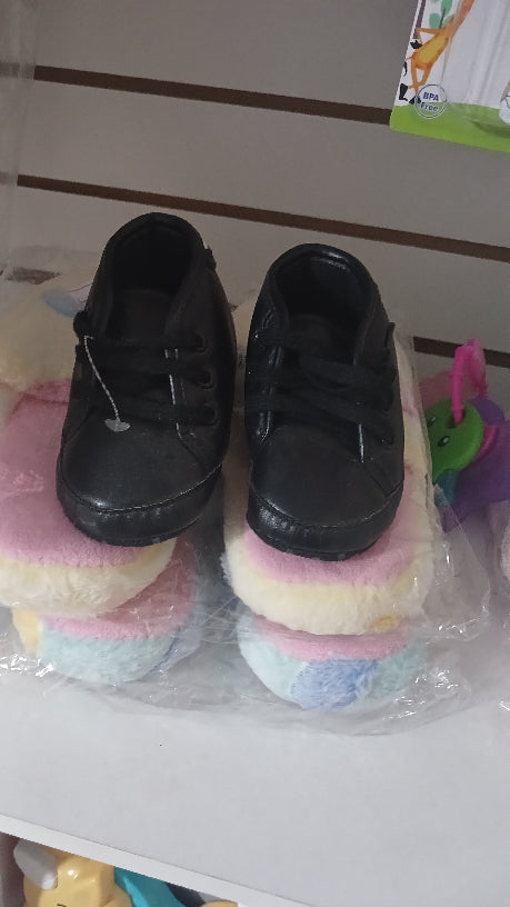 Levi's shoes